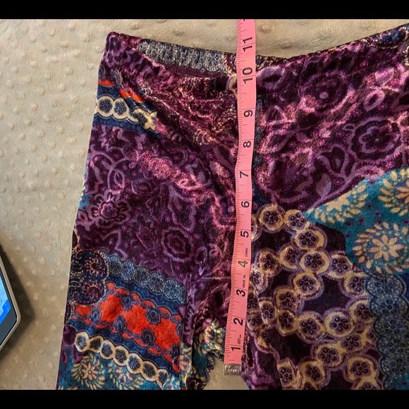 SOLD Psychedelic Velvet Bells - Picture 6 of 10